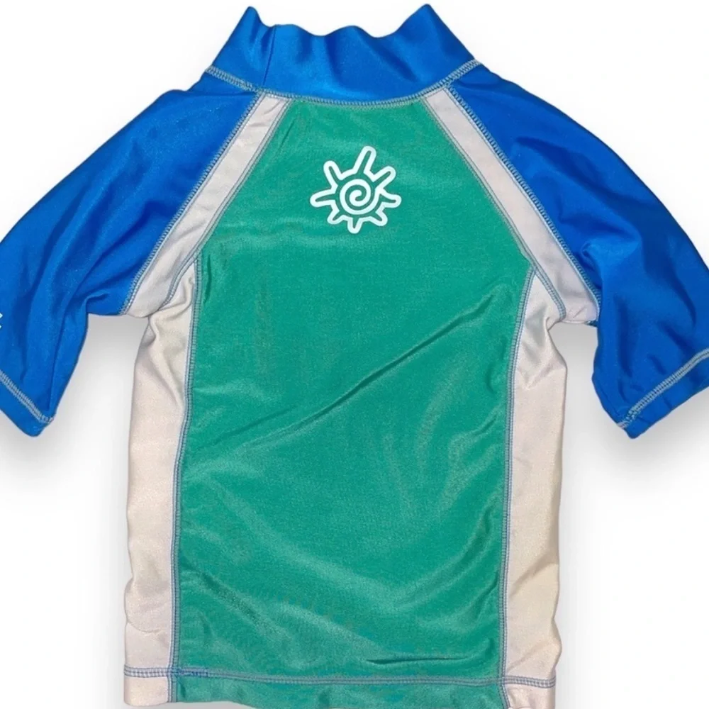 UV SKINZ 2T Boys swim trunks and rash guard matching set blue and green